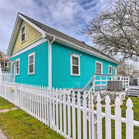 Galveston 'Blue Bungalow' - Walk To Beach! Eksteriør bilde