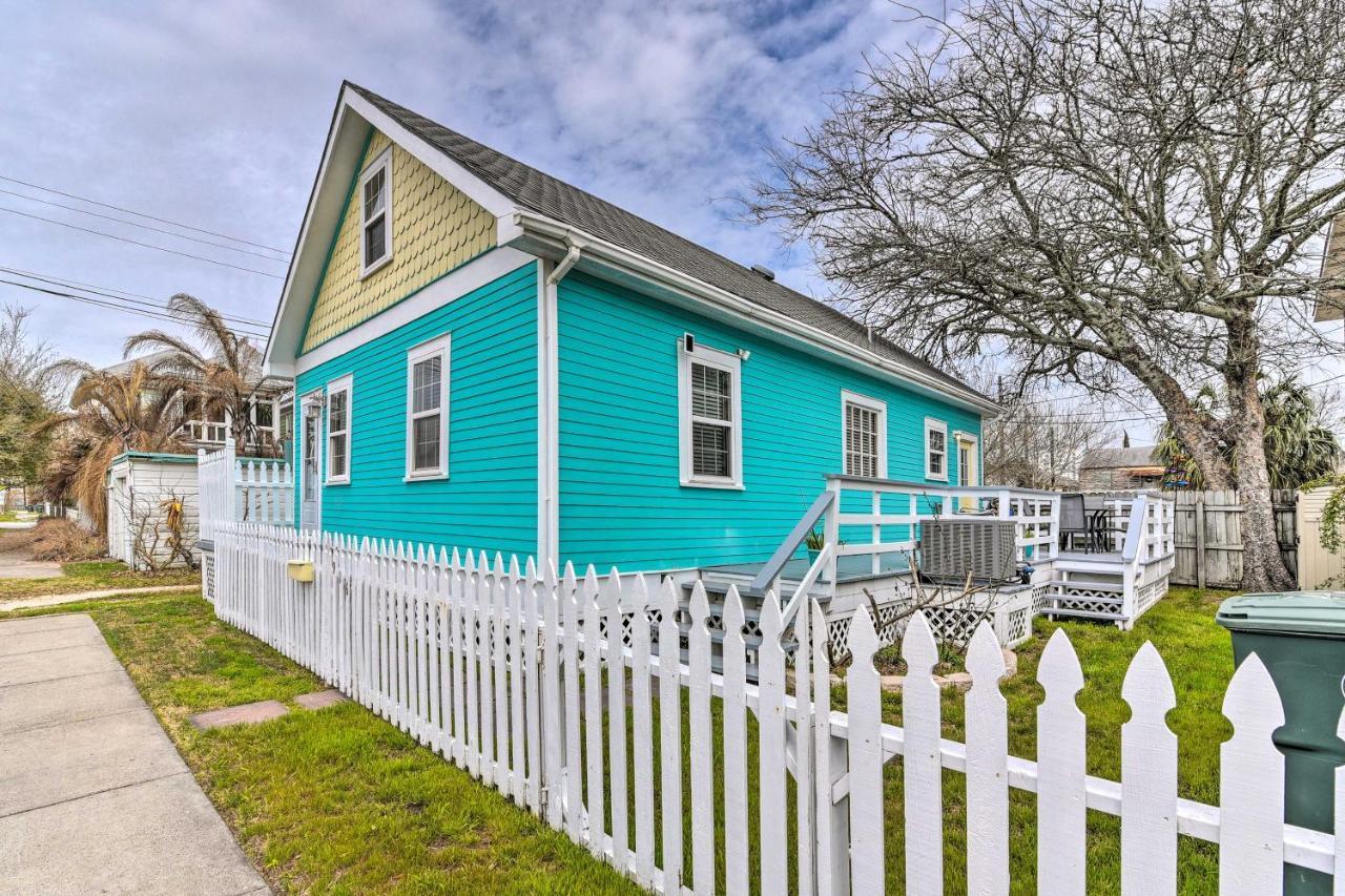 Galveston 'Blue Bungalow' - Walk To Beach! Eksteriør bilde